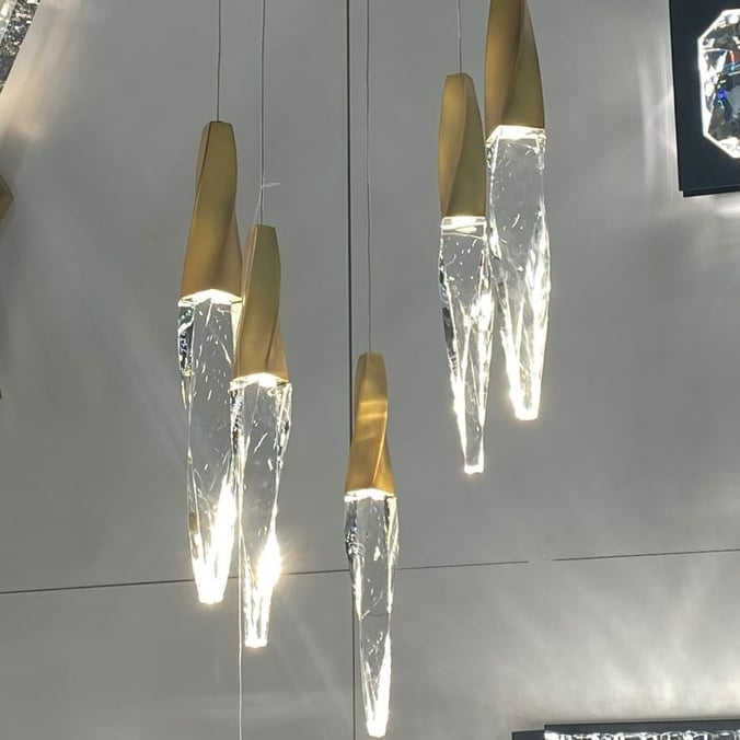 hd expo chandelier